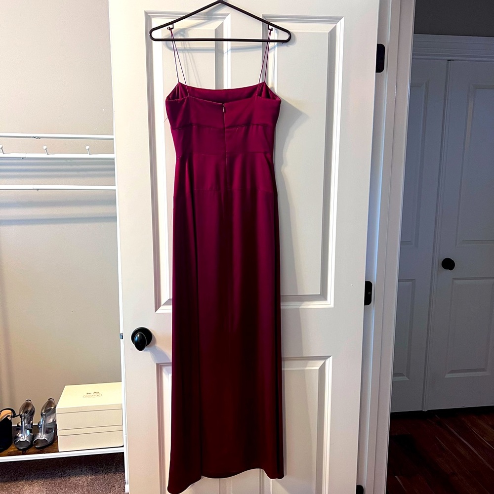 Beautiful Tahari formal gown